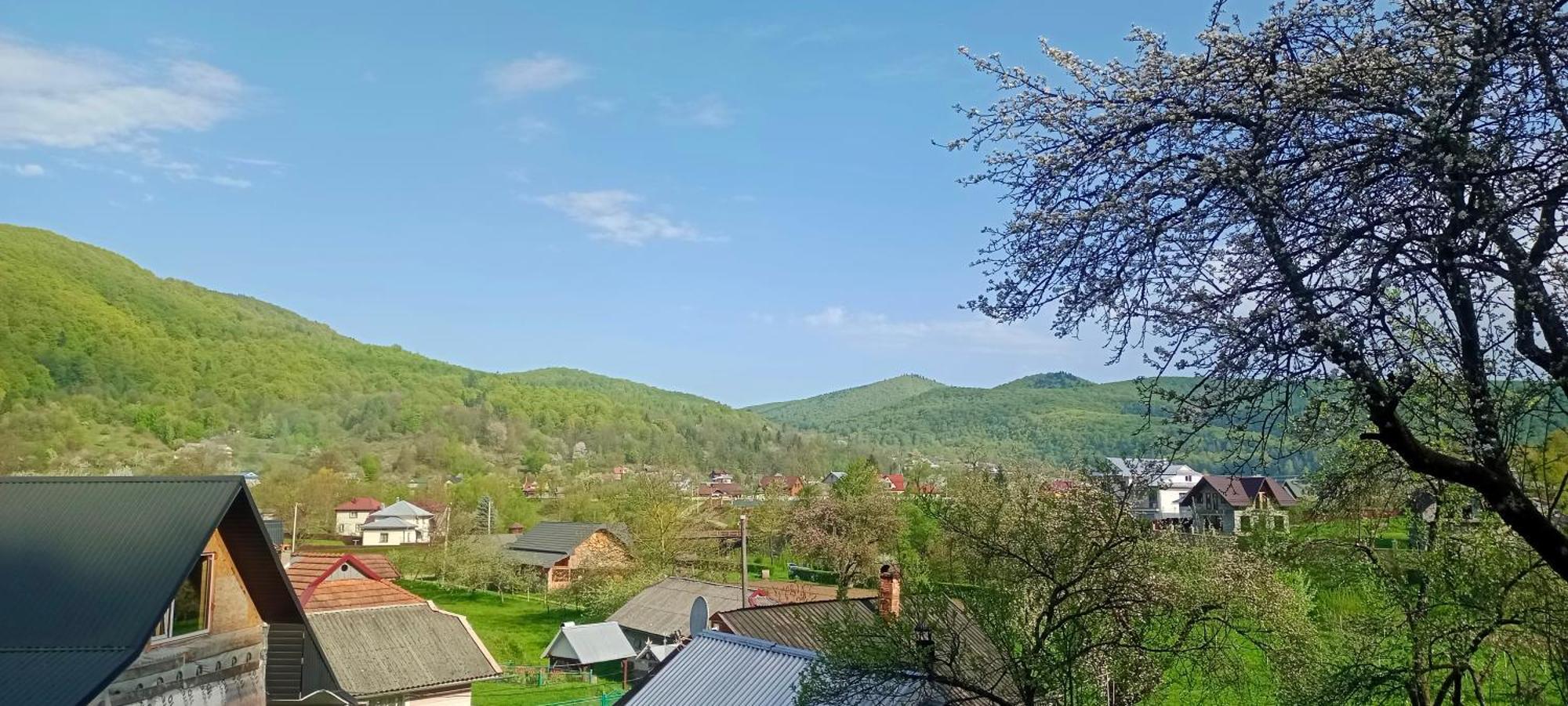 Під Горою Villa Sheshory Exterior photo